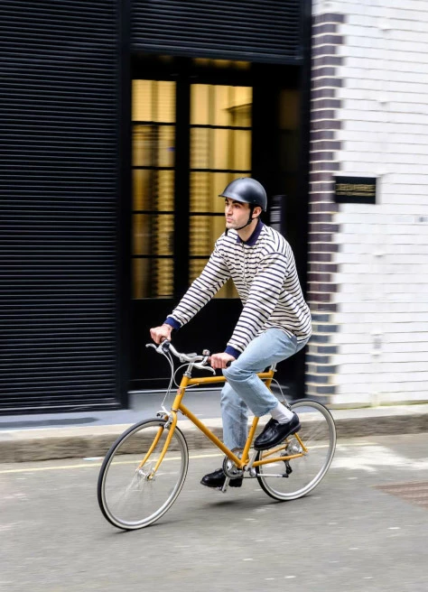 Casque Re-Cycle Pour Vélo En Ville - Dashel 4 Casque Re-Cycle Pour Vélo En Ville - Dashel – Image 4