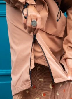 Parka De Pluie élégante Cycliste Urbain - Maium Amsterdam -Vêtements Soldes Magasin parka de pluie elegante cycliste urbain maium amsterdam 2