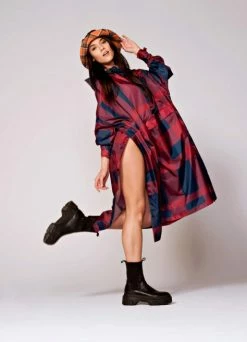 Poncho De Pluie Vélo Recyclé Original - Rainkiss -Vêtements Soldes Magasin poncho de pluie velo recycle original rainkiss 10