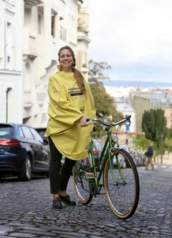 Poncho Vélo Urbain - The People's Poncho -Vêtements Soldes Magasin poncho velo urbain the people s poncho 2