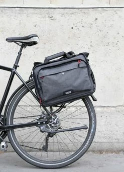 Sacoche Costume 3.0 Pour Vélo - Two Wheel Gear -Vêtements Soldes Magasin sacoche costume 30 pour velo two wheel gear 3