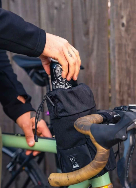 Sacoche Porte-bidon Vélo Convertible - Chrome 2 Sacoche Porte-bidon Vélo Convertible - Chrome – Image 2